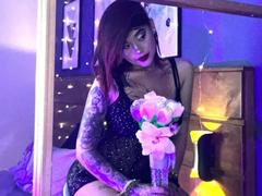 LolitaRose - female with red hair and  small tits webcam at xLoveCam