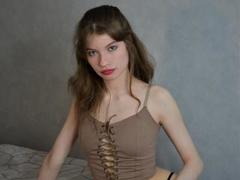 LoliyPop - female webcam at xLoveCam