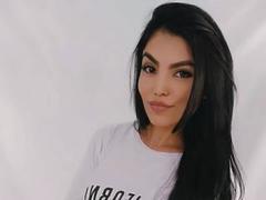 LollaParadise - female with brown hair webcam at xLoveCam