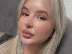 LollyTina - blond female with  big tits webcam at xLoveCam