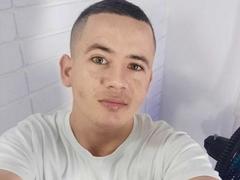 Lonny69 from xLoveCam