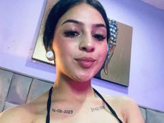 LonxEva - female with black hair and  big tits webcam at xLoveCam