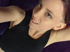 Loona-Lexxington - female with brown hair webcam at xLoveCam