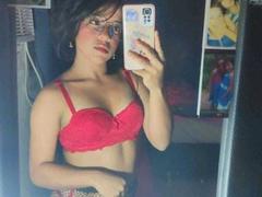 LorainneCoquette - female with black hair webcam at xLoveCam