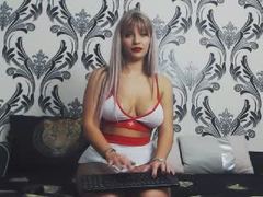 LoreHottie - blond female with  big tits webcam at xLoveCam