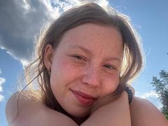 LoretaFeltner - female with brown hair and  big tits webcam at xLoveCam
