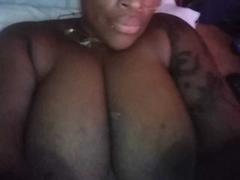 LoretyBig - female with black hair and  big tits webcam at xLoveCam