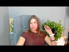 LoriEla from xLoveCam