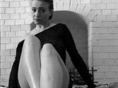 LoriFixS - female with red hair and  small tits webcam at xLoveCam