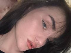 LorindaStrojny from xLoveCam