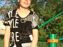 LorraineRux from xLoveCam