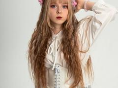 LouellaCardenal - blond female with  big tits webcam at xLoveCam