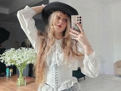 LouellaCardenal - blond female with  big tits webcam at xLoveCam