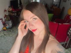 LouiseBallen - female webcam at xLoveCam