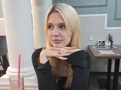 LouiseCarsten - female webcam at xLoveCam