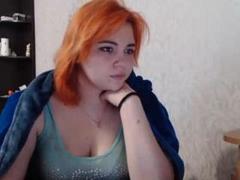 LouisePearcy from xLoveCam