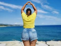 LouiseSexBigBoobs - female with brown hair and  small tits webcam at xLoveCam