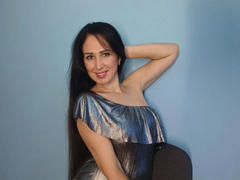 LoveIna-hot - female with brown hair webcam at xLoveCam