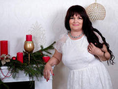 LoveMeDeepBB - female with brown hair and  big tits webcam at LiveJasmin