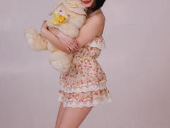 sofi4loveYou - female with black hair webcam at ImLive