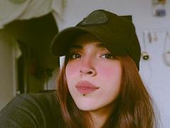 LovelyAprill from xLoveCam