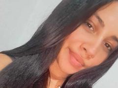 LovelyColombiaAngel - female with black hair webcam at xLoveCam