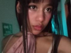 LovelyConnie from xLoveCam