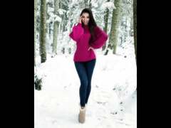 LovelyMia-hot - female with brown hair webcam at xLoveCam