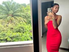 LovelyPeachss - female webcam at xLoveCam