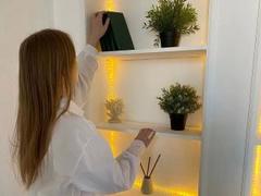 Lovens-hot - blond female webcam at xLoveCam