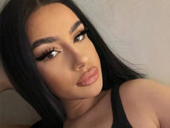 LuanaDess - female with brown hair and  big tits webcam at LiveJasmin