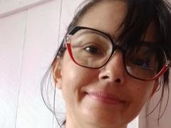 Luaunt - female with black hair webcam at xLoveCam