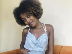 LuceMaitresse - female webcam at xLoveCam