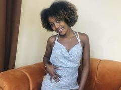 LuceMaitresse - female webcam at xLoveCam