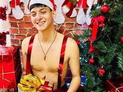 LucianMael from xLoveCam