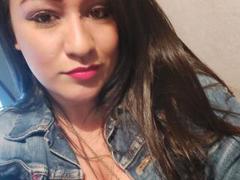 LucianaHotty69 - female with brown hair webcam at xLoveCam