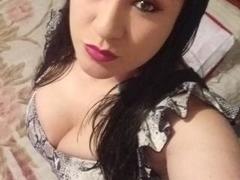 LucianaHotty69 - female with brown hair webcam at xLoveCam
