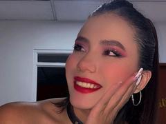 LucieMilner - female with black hair and  big tits webcam at LiveJasmin