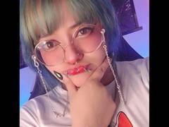 LuckyLeahX - female with brown hair and  big tits webcam at xLoveCam