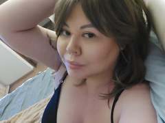 LuckyMima - female with brown hair and  big tits webcam at xLoveCam