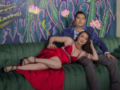 LucyAndJean from xLoveCam