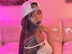 LucyDollyHot - female with black hair webcam at xLoveCam
