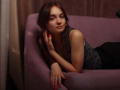 LouisPetit - female with brown hair and  small tits webcam at LiveJasmin