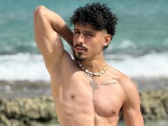 LukeeTaylor - male webcam at xLoveCam