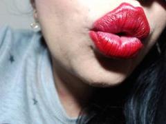 AngelLady - female with brown hair webcam at xLoveCam