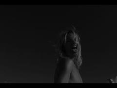 Lulu-4-you - blond female webcam at xLoveCam