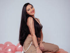 MelanyAspen - female with black hair webcam at LiveJasmin