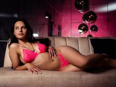 LunaBellee - female with brown hair and  big tits webcam at xLoveCam