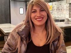 LunaBeya - blond female webcam at xLoveCam