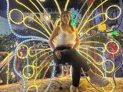 LunaBeya - blond female webcam at xLoveCam